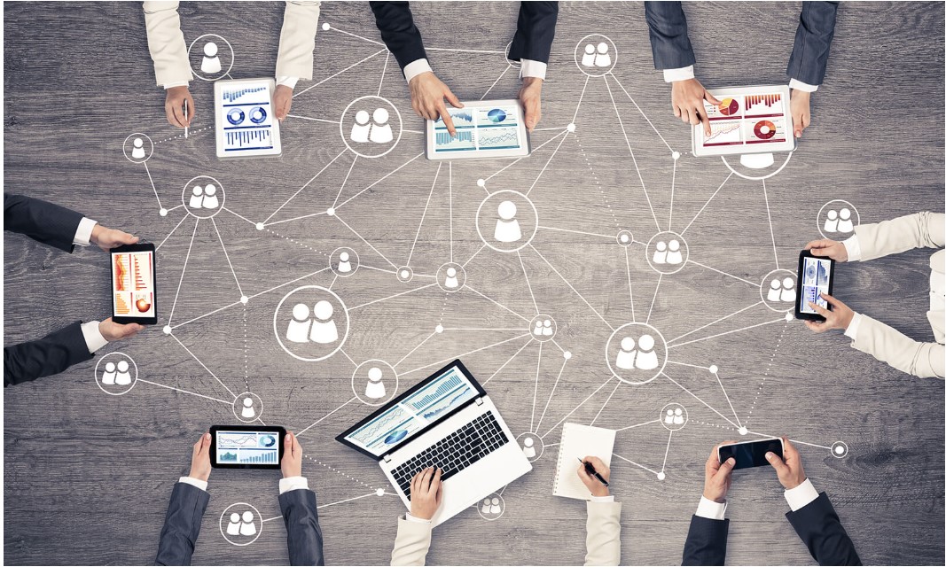 نظام للزوار  نظام للاجتماعات  نظام للضيافة  نظام النقل الترددي  نظام إدارة الوقود  نظام اللجان والمجالس  إدارة الزوار  إدارة الاجتما